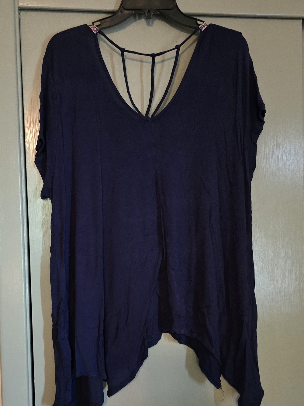 Navy V-Neck Short Sleeve Tunic with Back Strap Detail - Picture 2 of 4